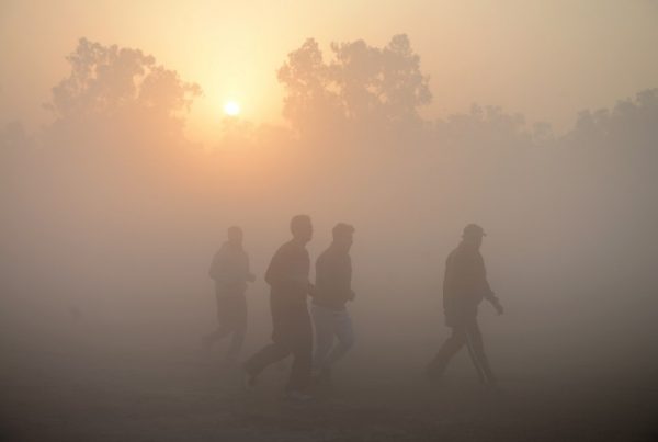 Is Delhi Air Pollution Killing you? Here Are Some Effective Ways to Stay Safe and Healthy